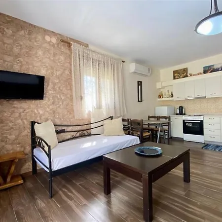 Apartment Aggeliki *