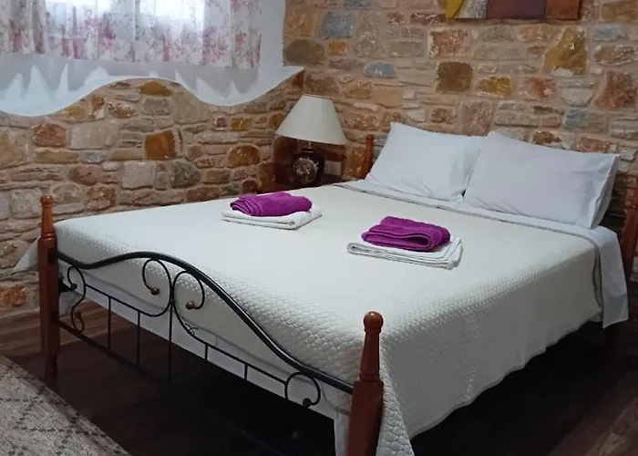 شقة Aggeliki Prínos